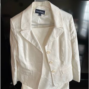 Evan Picone white skirt suit
